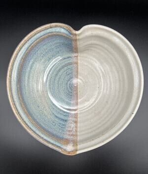 Clay In Motion Neher Pottery Glazed Heart Shaped Bowl 8” Vintage 1989 Signed